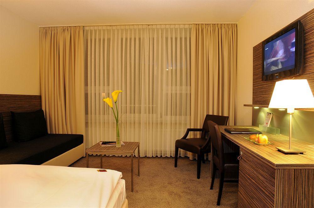 Best Western Plus Atrium Hotel Улм Екстериор снимка